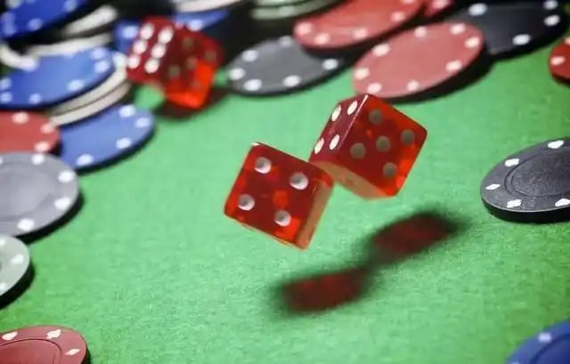 Lucky66666 iOS iPhone APP ဒေါင်းလုဒ် Live Casino Slots မိုဘိုင်းလ် ကစား